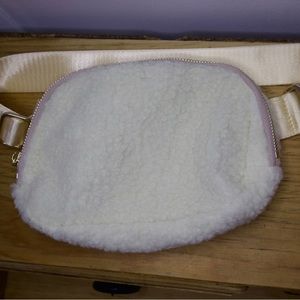 Fleece Belt Bag / Fanny Pack